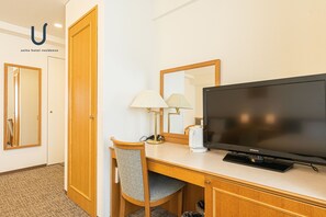 Phòng 2 giường đơn cơ bản | Két bảo mật tại phòng, bàn, khu vực làm việc phù hợp cho laptop 