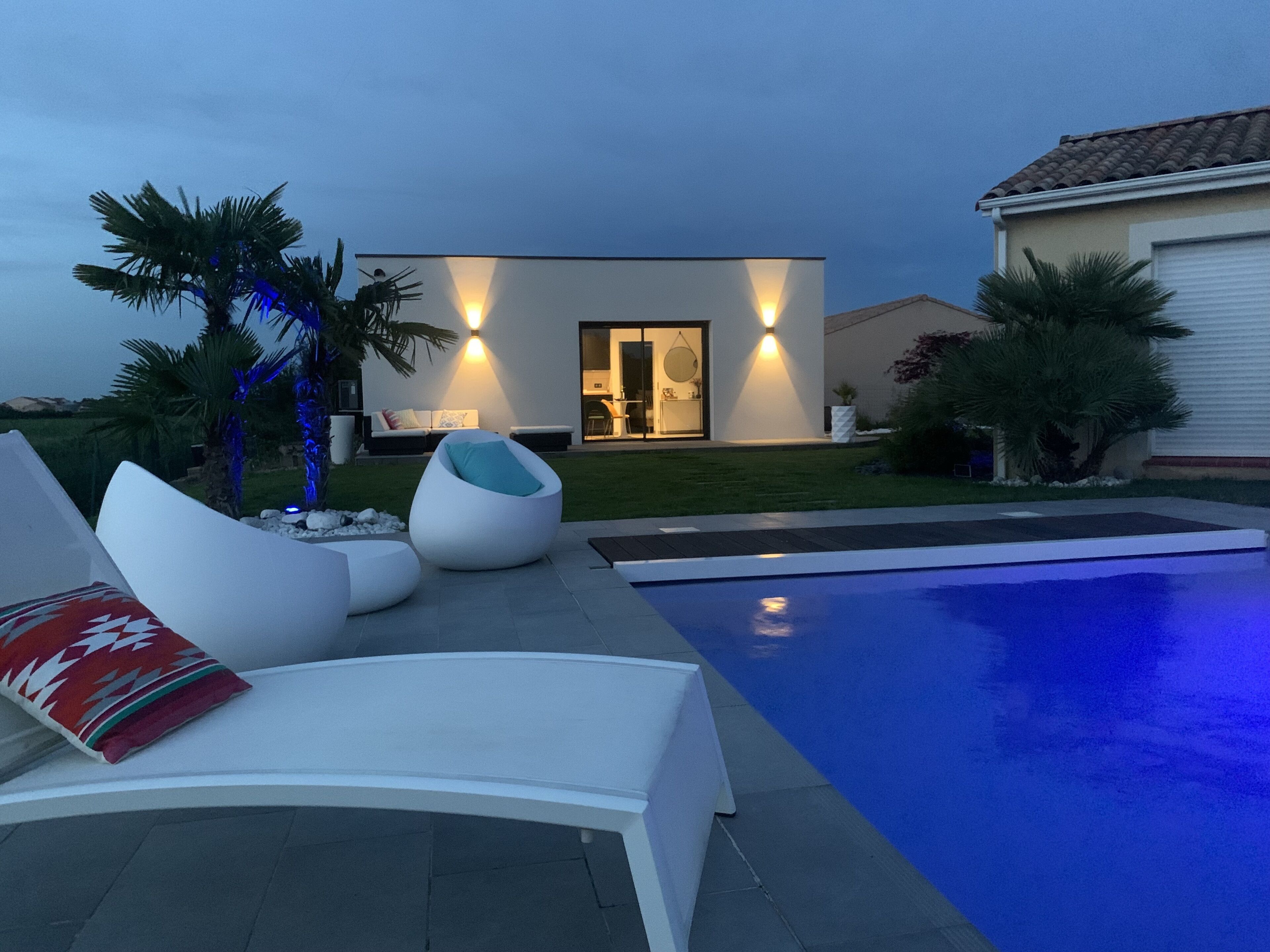 屋外プール、温水プール