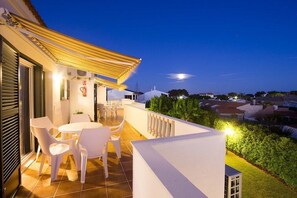 Departamento, 2 habitaciones, Terraza, planta baja | Terraza o patio