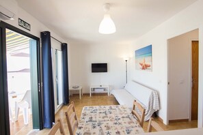 Apartment, 2 Bedrooms, Terrace, Ground Floor | Living room - Nuvolet Apartments (Ciutadella de Menorca)