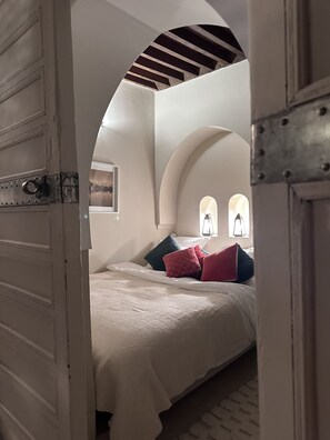 Familie suite | Een kluis op de kamer, verduisterende gordijnen