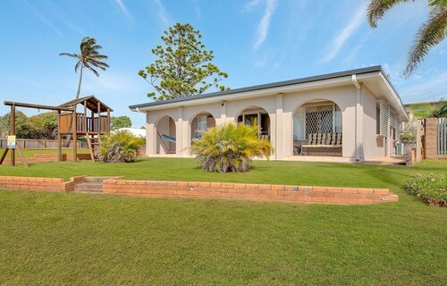 Lammermoor Sea Escape.