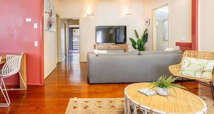 The Normanby - For the traveller on a budget