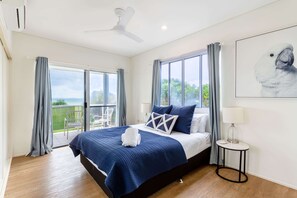 3 bedrooms, bed sheets