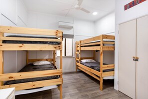 3 quartos, ferros/tábuas de passar roupa, Wi-Fi de cortesia