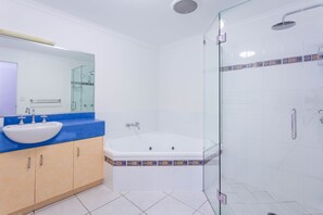 Towels - Catalina Island Views - What an understatement! (Yeppoon)