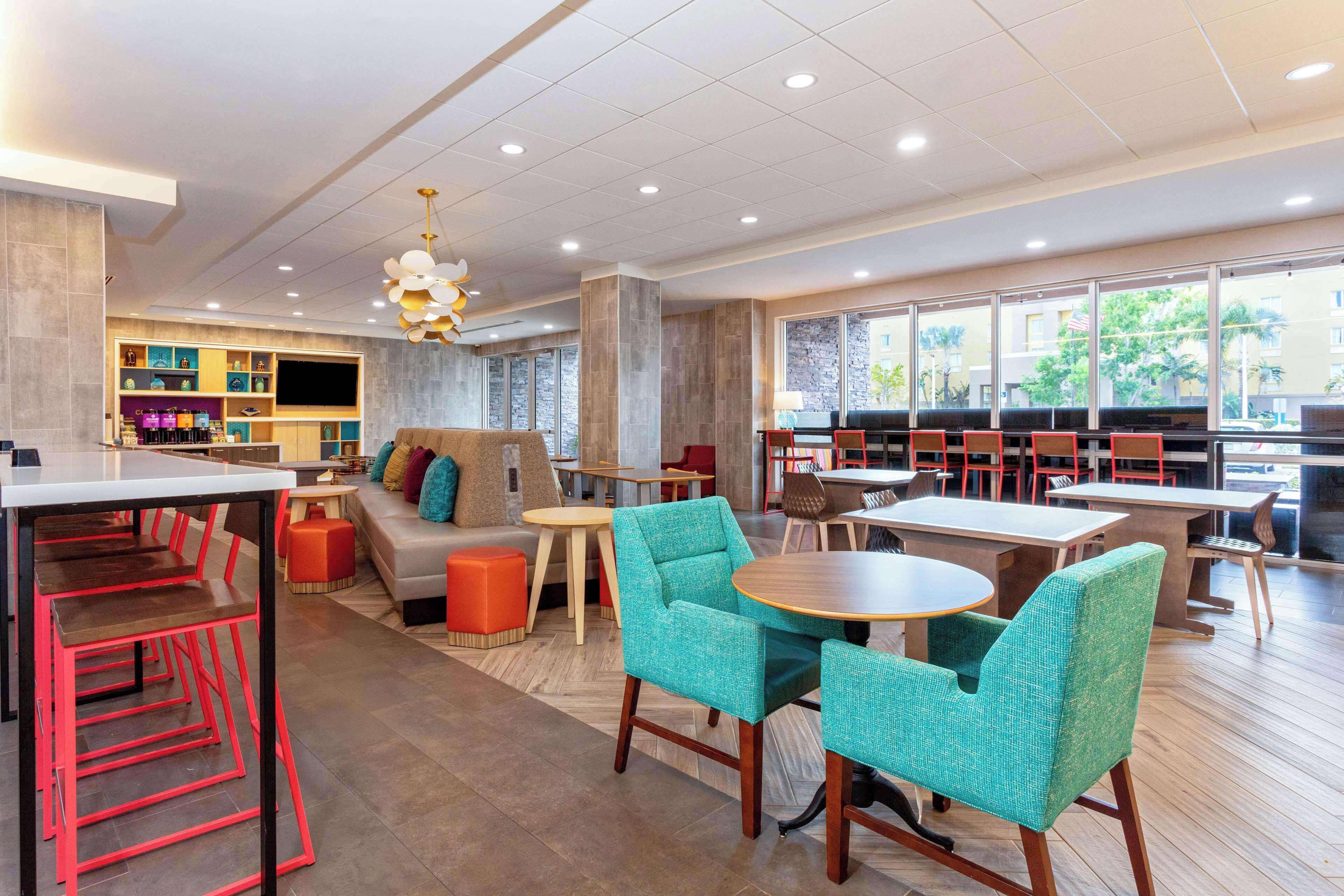 包含每日自助早餐