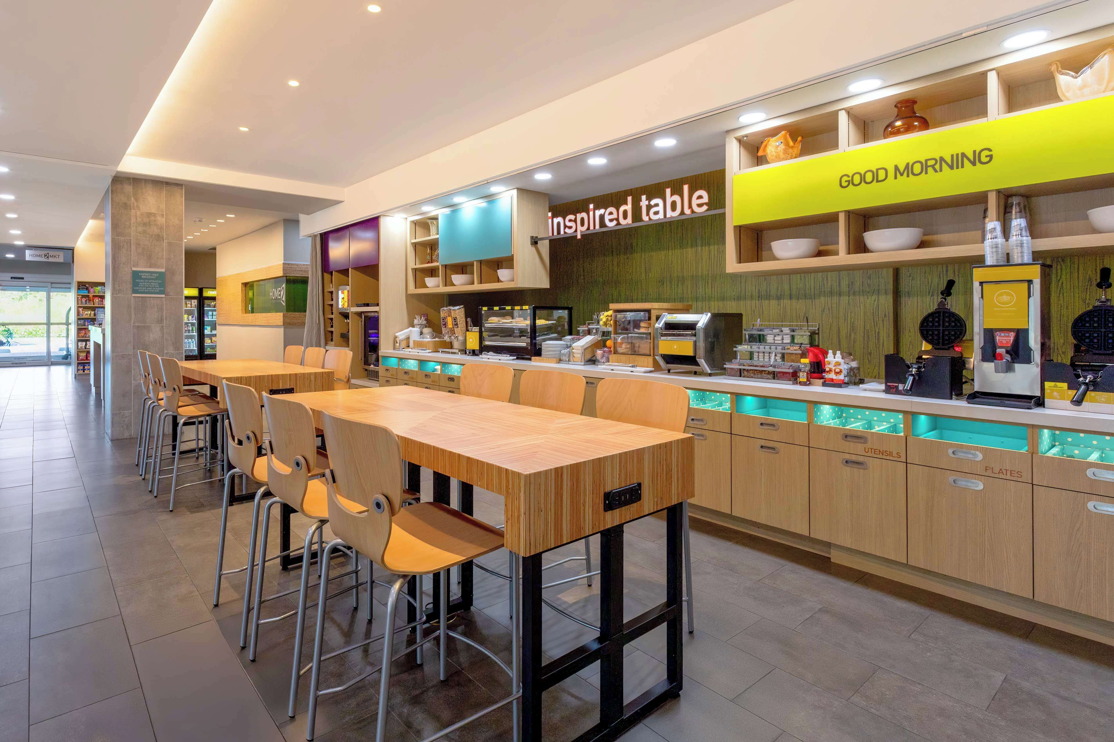 Gratis morgenmadsbuffet hver dag