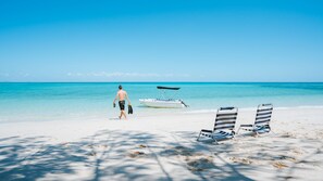 On the beach - 3/235 Gympie Tce Noosaville (Noosaville)