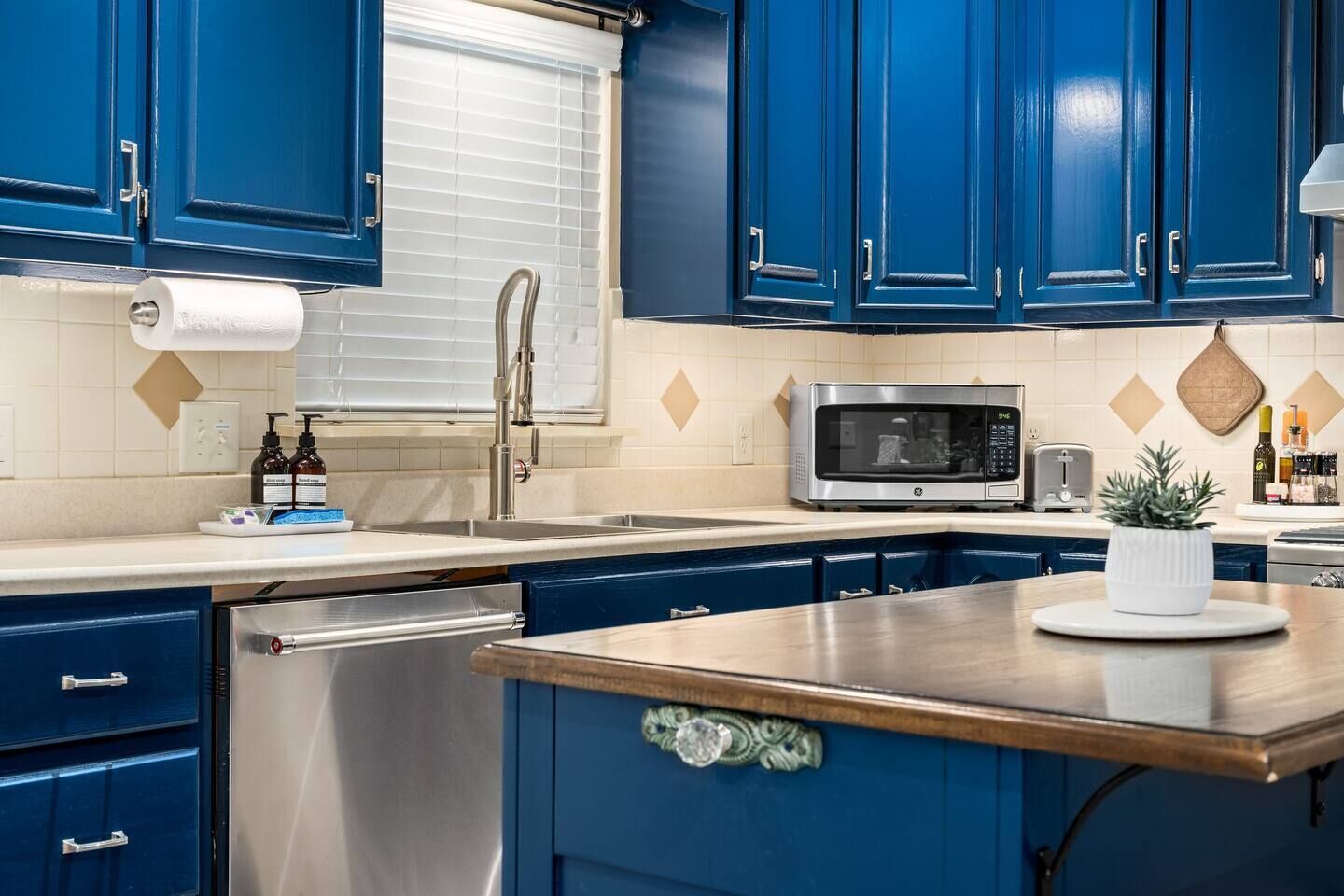 Ford Crest Manor - Beautifull 3br in Hoover