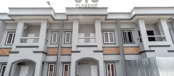 Capital O 92444 Kamojo Guest House