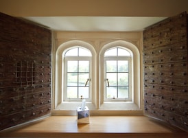 Deluxe Double Room, 1 Queen Bed | Bathroom | Separate tub and shower, hair dryer, bathrobes, slippers