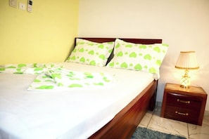 Appartement | 1 chambre, bureau, Wi-Fi gratuit, draps fournis