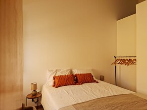 1 bedroom, Internet, bed sheets