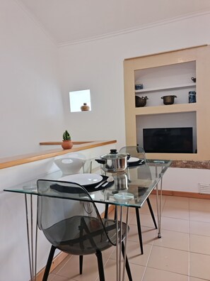 Dining - Aguiar House 41 by Escapadinha Portuguesa (Coimbra)