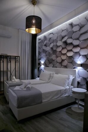 In-room safe, blackout drapes, iron/ironing board, free WiFi - Le Corti del Re (Napoli)