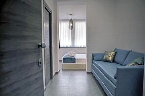 Comfort Triple Room, City View (6) - Le Corti del Re (Naples)