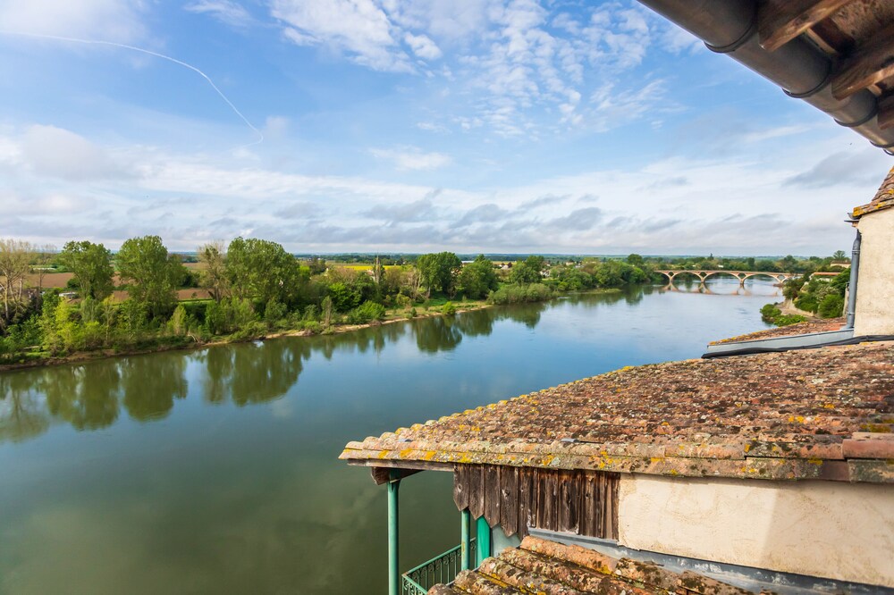 Côté Garonne-Le balcon des dames