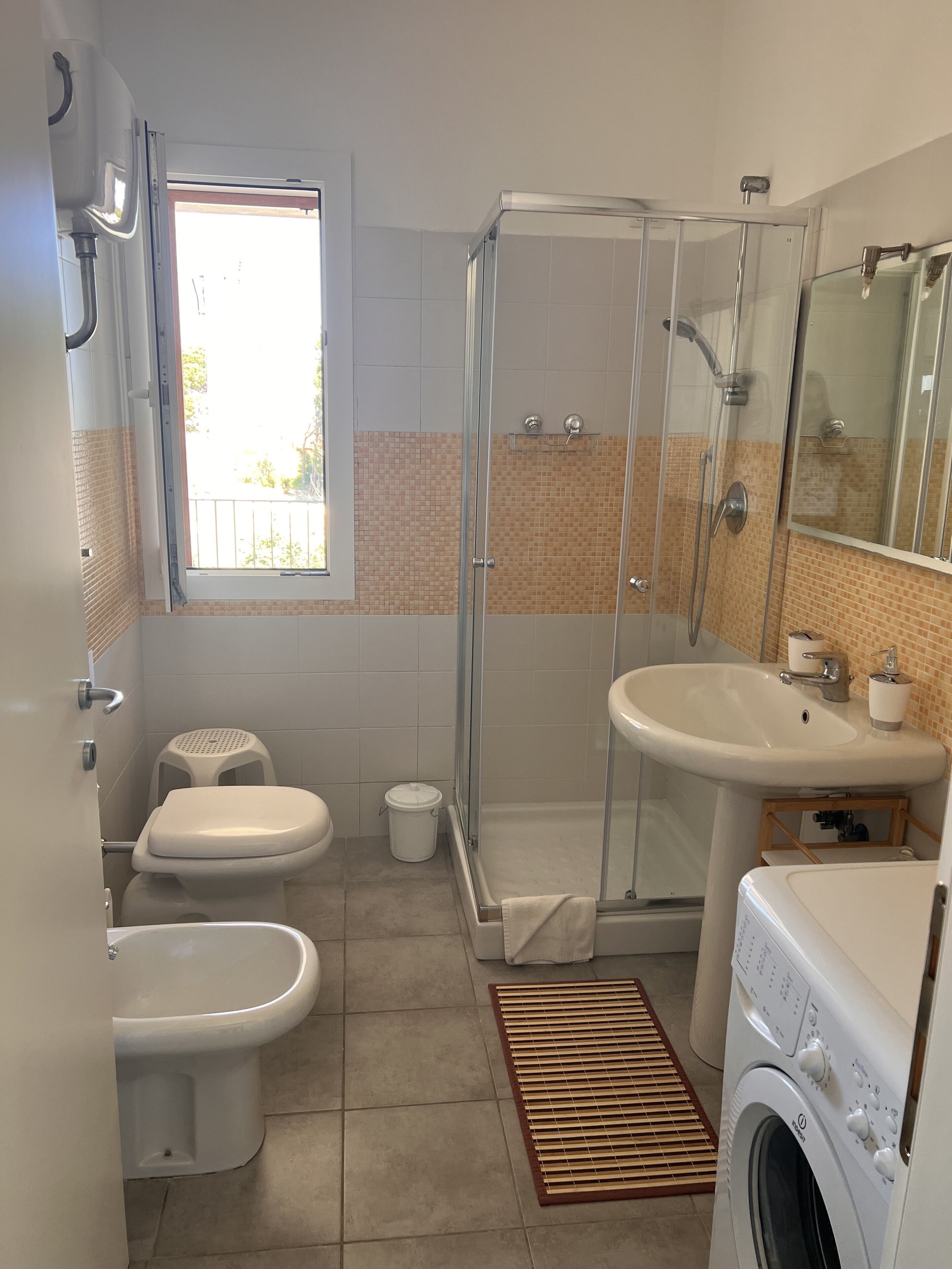 New sea view apartment