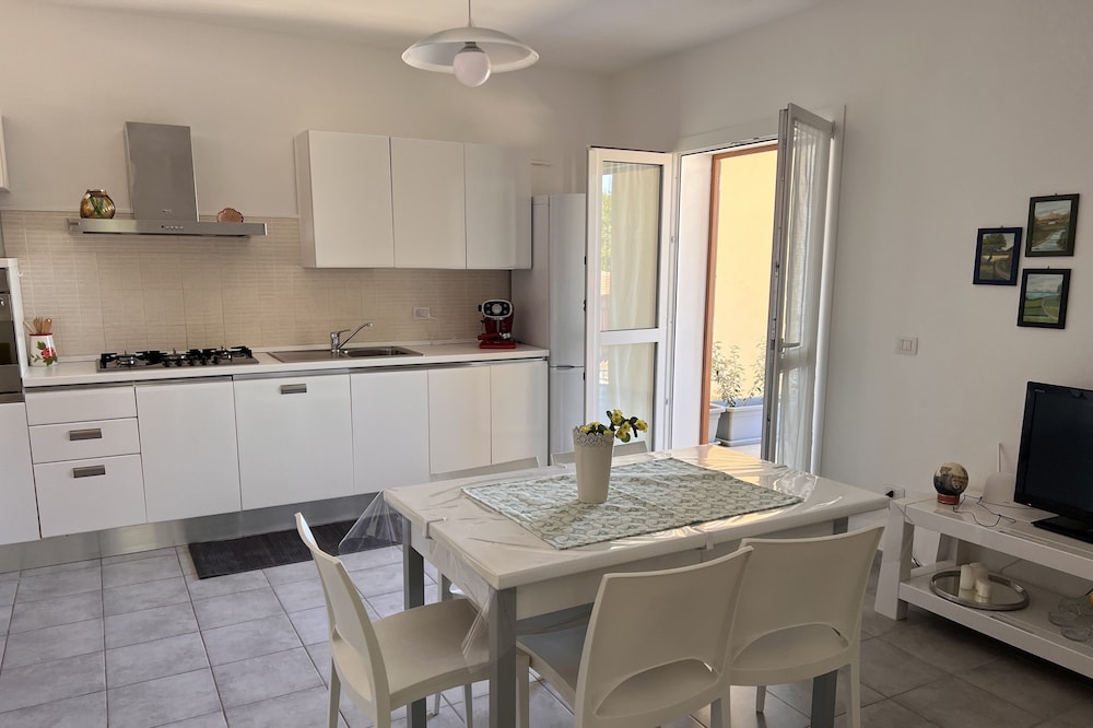 New sea view apartment