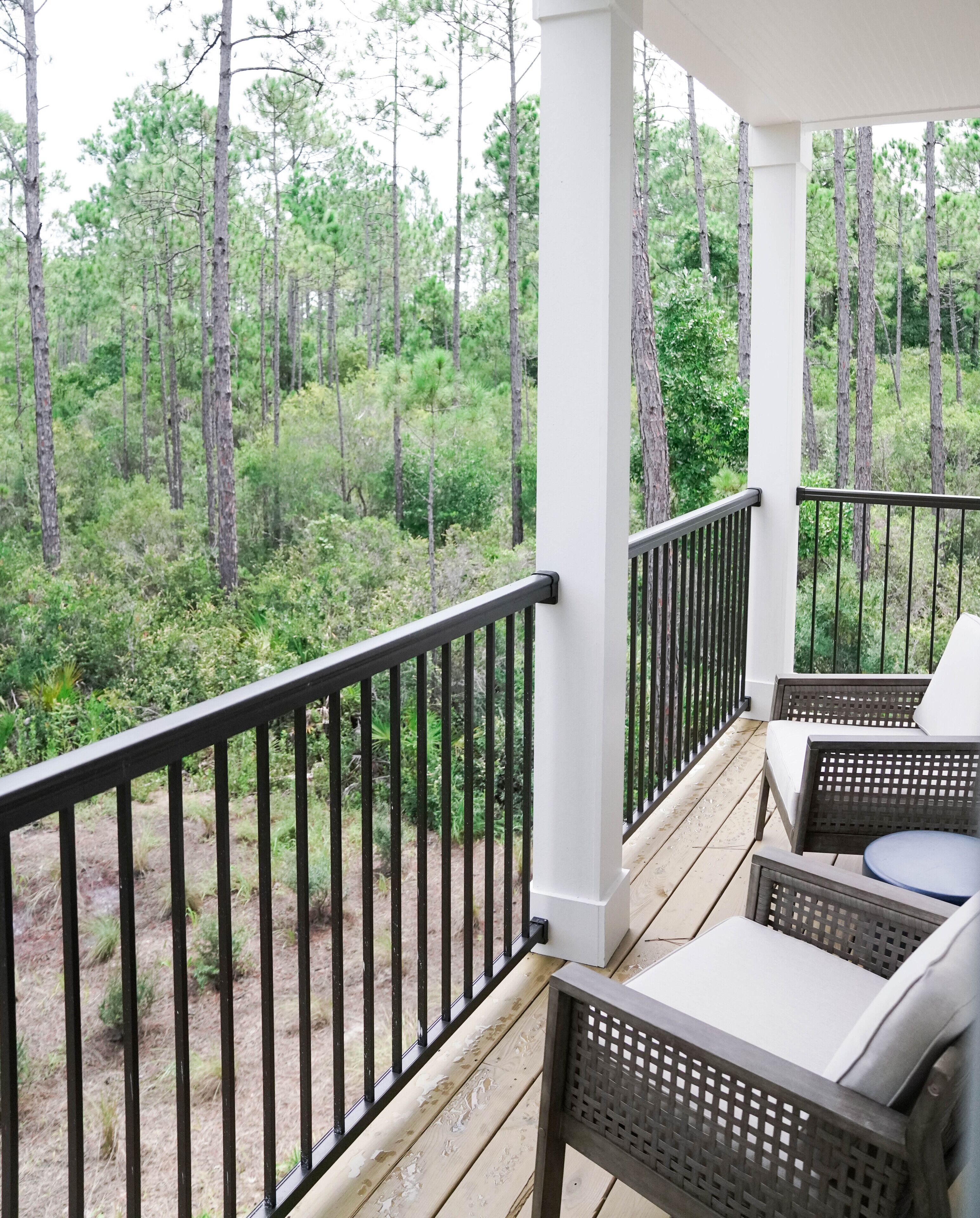 Enjoy the pines! 2BR/ 2Bath condo near Gulf Place!