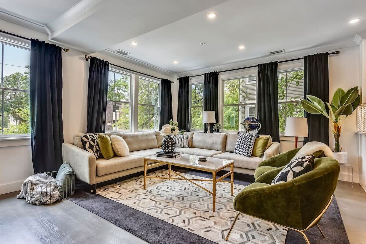 Stylish Boston Home, Near T