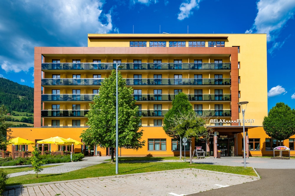 Hotel Relax Resort image