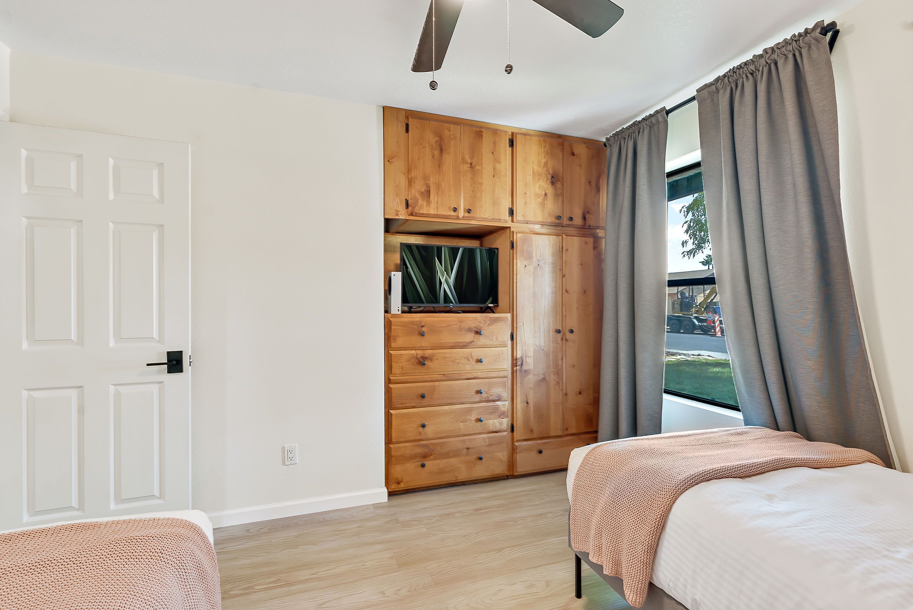 4BD|Newly Remodeled✶Pool✶Your Desert Resort