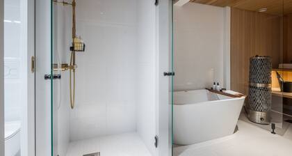 Nordic townhouse with own sauna at the city center of Helsinki