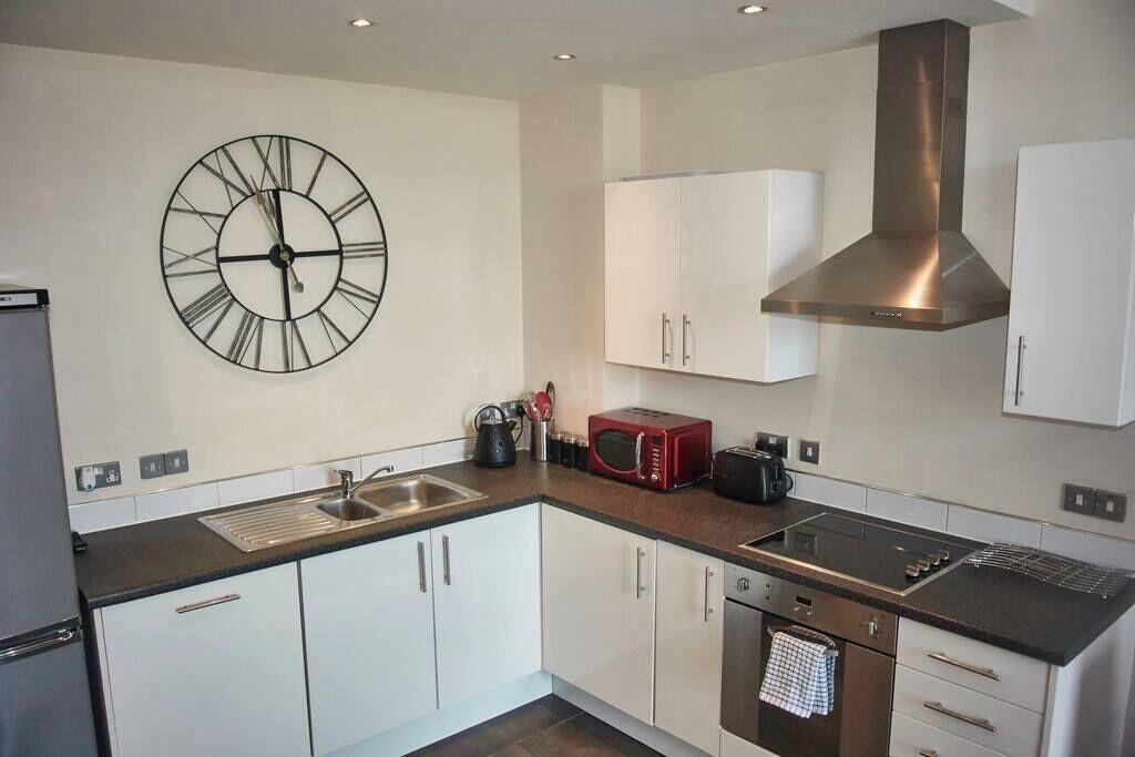 冰箱、微波炉、烤箱、洗碗机