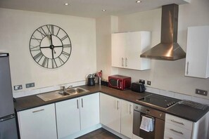 Fridge, microwave, oven, dishwasher