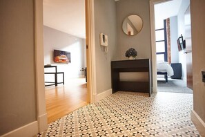 2 室のベッドルーム、アイロン / アイロン台、WiFi、ベッドシーツ