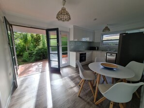 Dining - South Coast House - Soak up the Serenity at Shoalhaven Heads (Shoalhaven Heads)