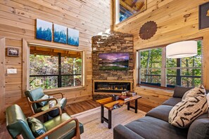 Ferienhütte, 3 Schlafzimmer | Wohnbereich | Smart-TV