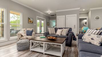 Nhà, 5 phòng ngủ | Khu phòng khách