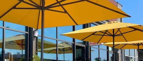 ลานระเบียง/นอกชาน