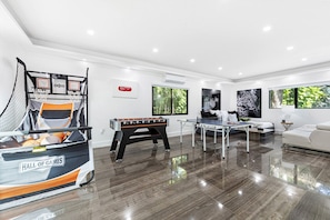 Game room
