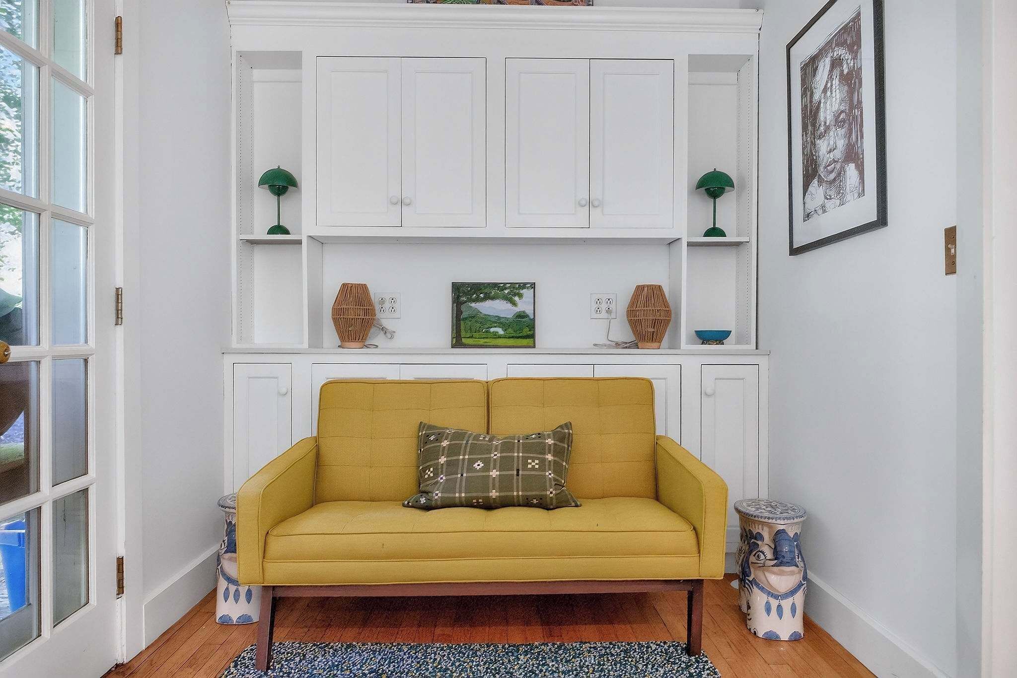 TV, fireplace, books, offices