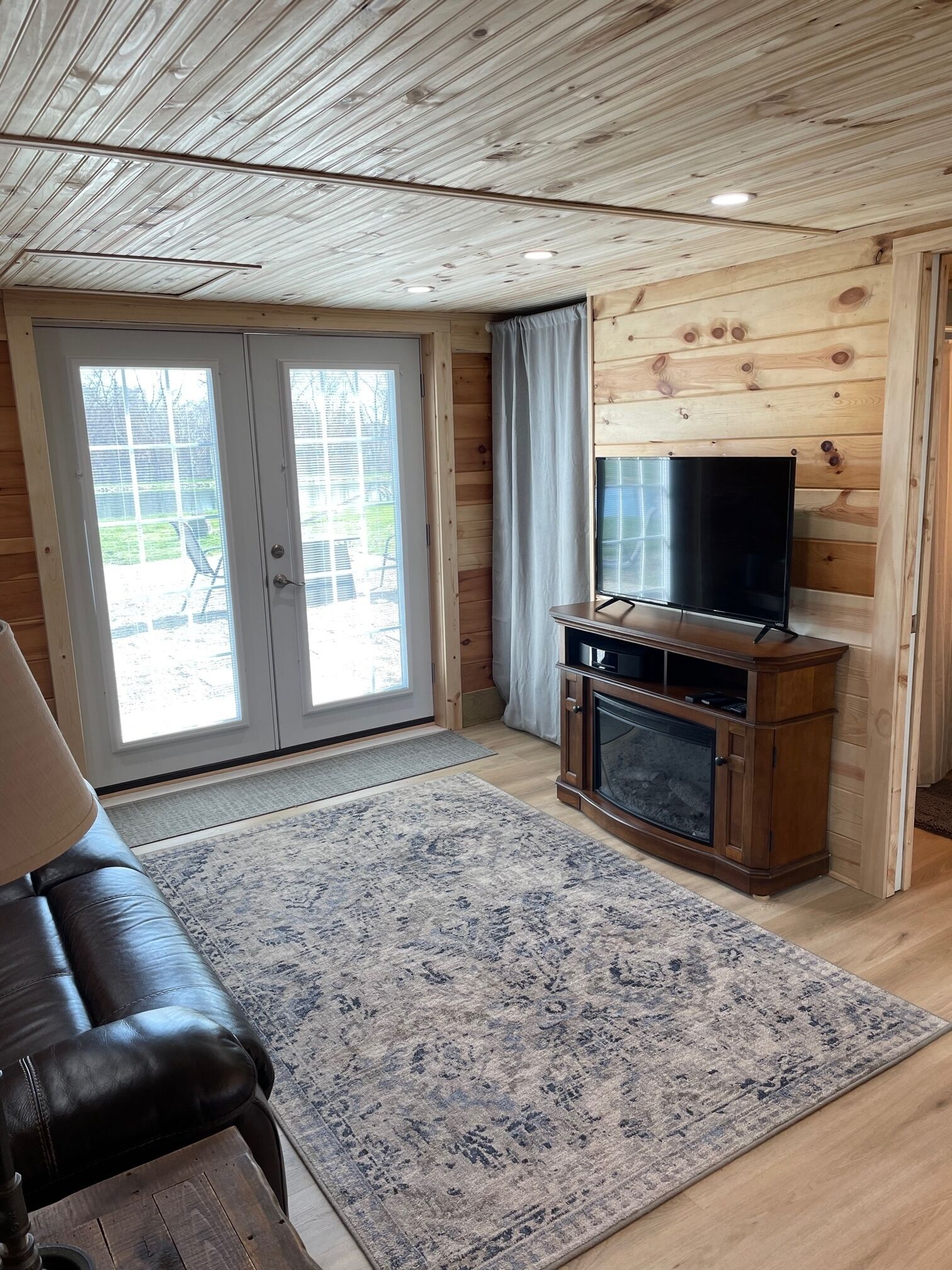 Cozy Cottage on The Farm-No Cleaning Fee!