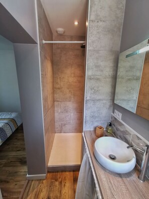 Shower, hair dryer, towels - Villa for a dream vacation between ocean and forest (Labenne)