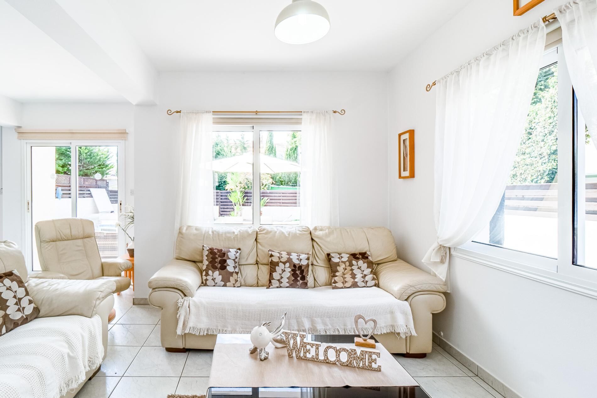 Villa Sunnyside Mandali By Ezoria Villas - Fig Tree