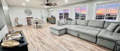 智能電視、壁爐