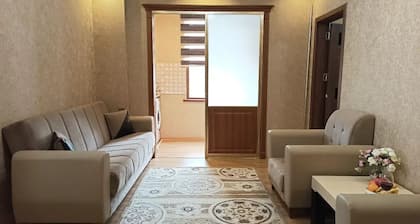 ĐŁĐŽĐŸĐ±ĐœĐ°Ń ĐșĐČаŃŃĐžŃа ĐČĐŸĐ·Đ»Đ” ĐŒĐ”ŃŃĐŸ