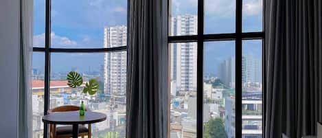 Deluxe City View | 1 bedroom, minibar, desk, blackout curtains