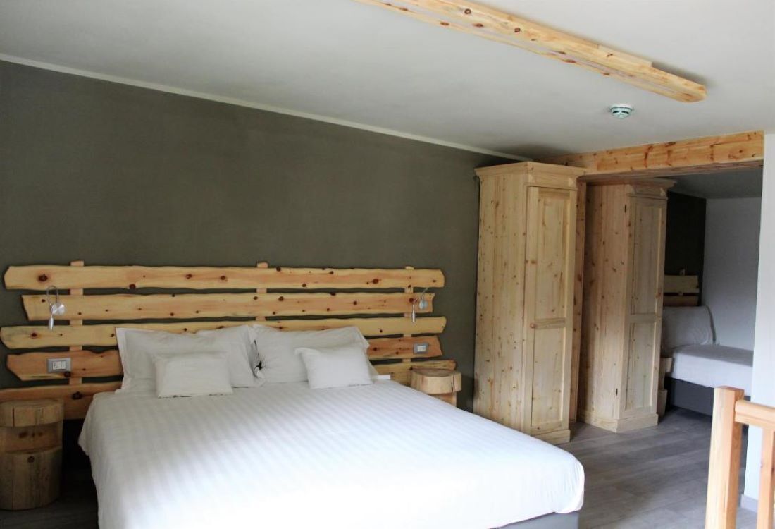Cubrecamas, wifi gratis, ropa de cama y acceso para silla de ruedas 