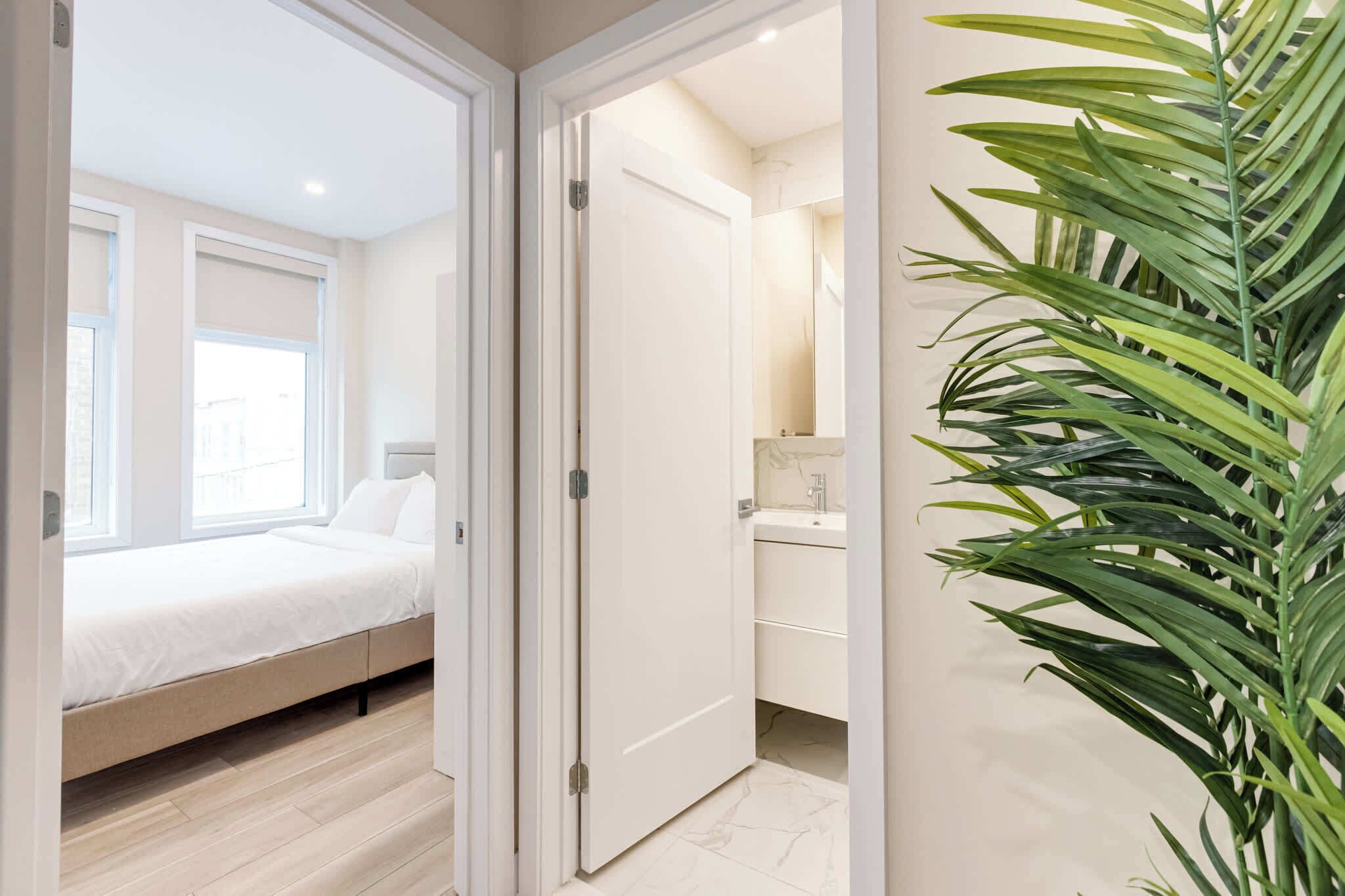 2 室のベッドルーム、アイロン / アイロン台、WiFi、ベッドシーツ