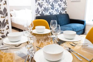 2 Schlafzimmer, Bügeleisen/Bügelbrett, Reisekinderbett, WLAN