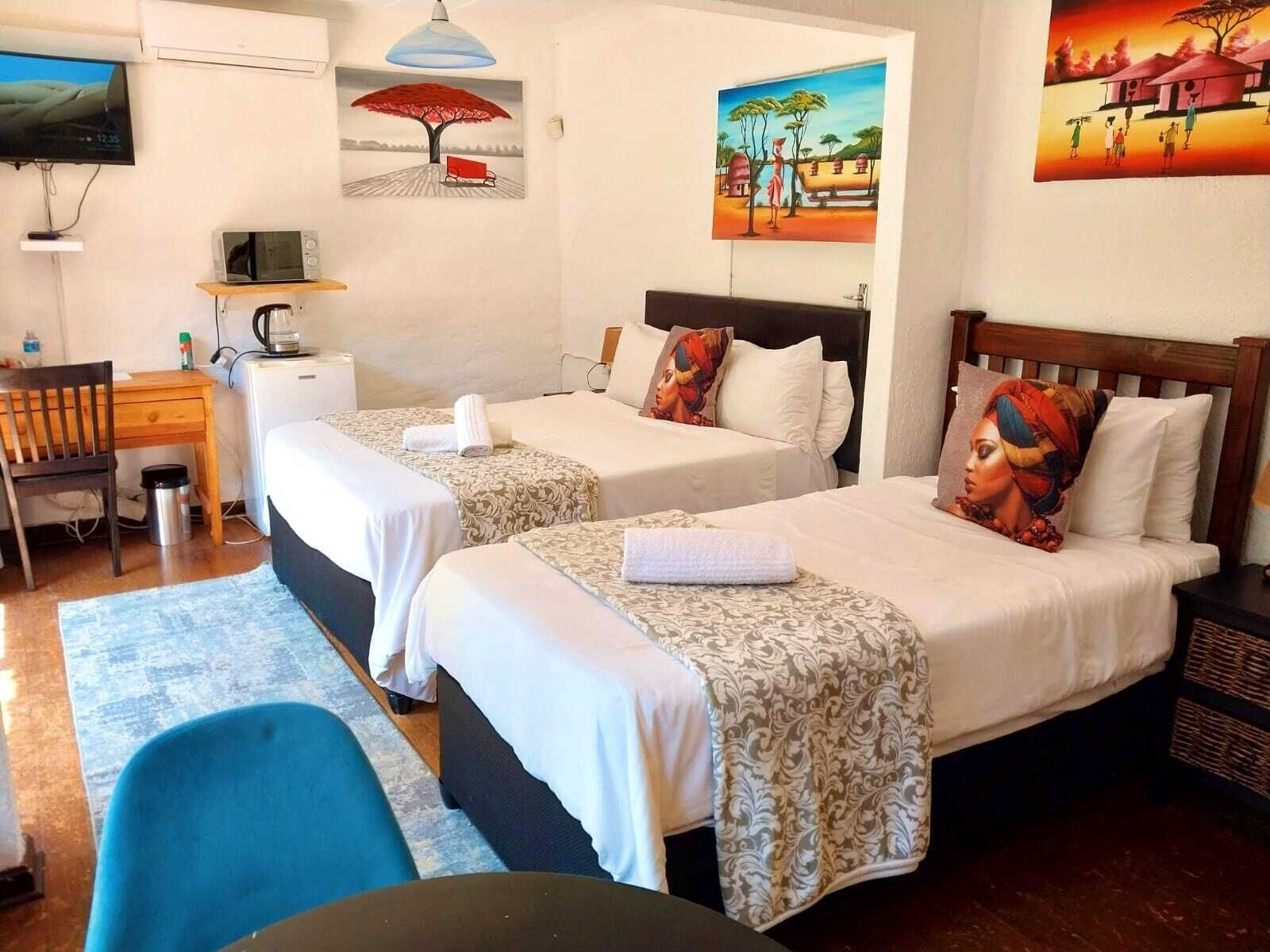 Standard Double or Twin Room | Desk, laptop workspace, soundproofing, free WiFi