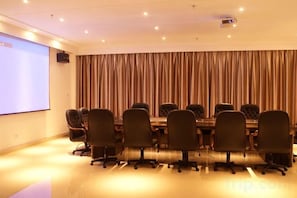 Unclassified image, 4 of 28, button - Xintianfu International Hotel (Wangqing)