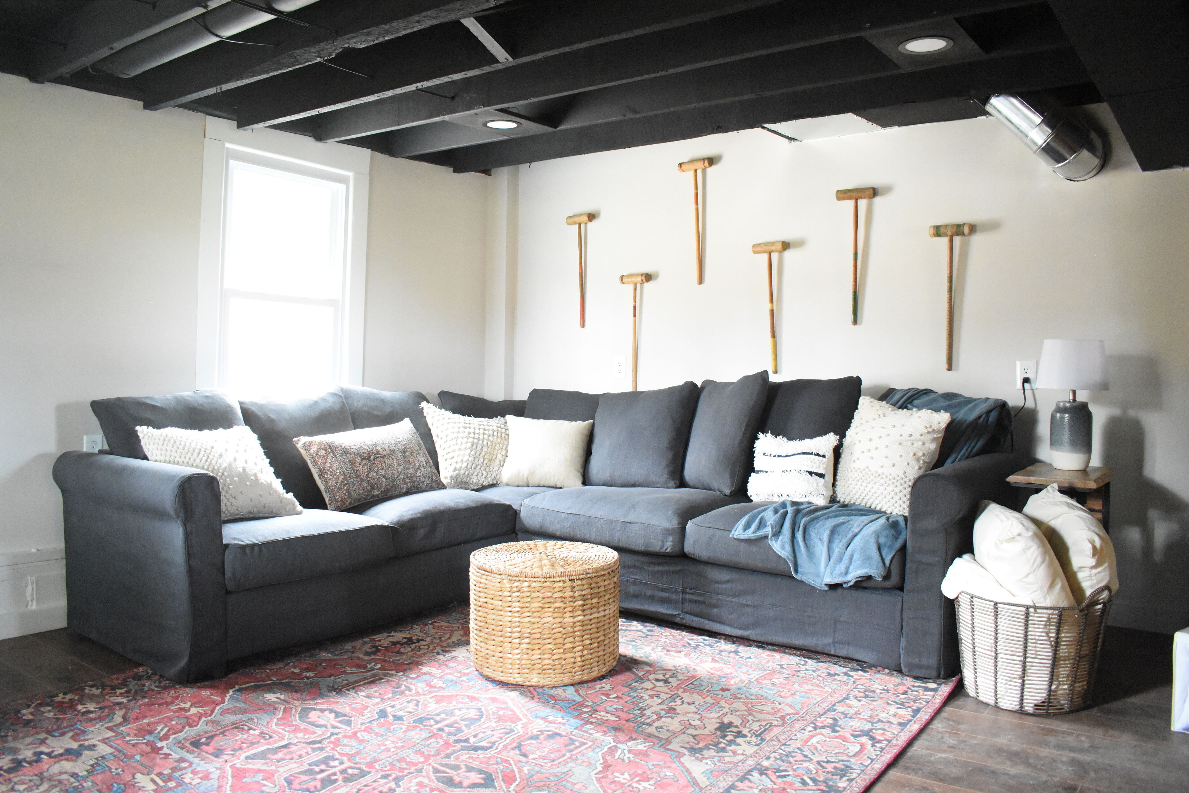 Peaceful, spacious retreat near Mohican, Mid-Ohio Race Track, and Mansfield. 